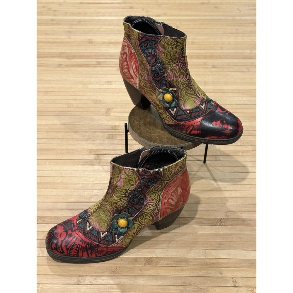 Gracosy Sz 38 US 7 Handmade Leather Vintage Flower Ankle Boots Artsy Boots